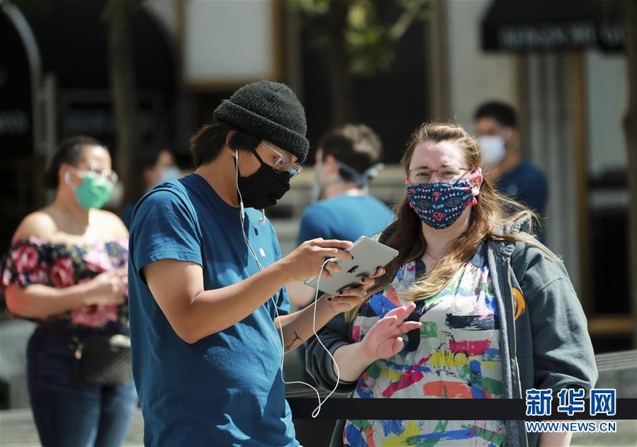 (國(guó)際)(5)紐約市部分蘋(píng)果商店“重啟”