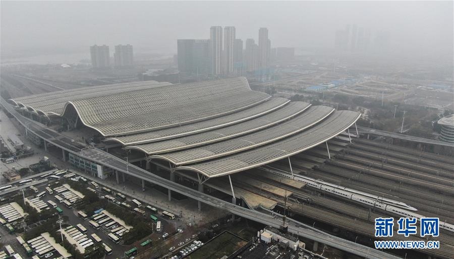 (新華全媒頭條·圖文互動)(2)同舟共濟(jì)戰(zhàn)“疫”記——中國抗擊新冠肺炎疫情全紀(jì)實(shí)