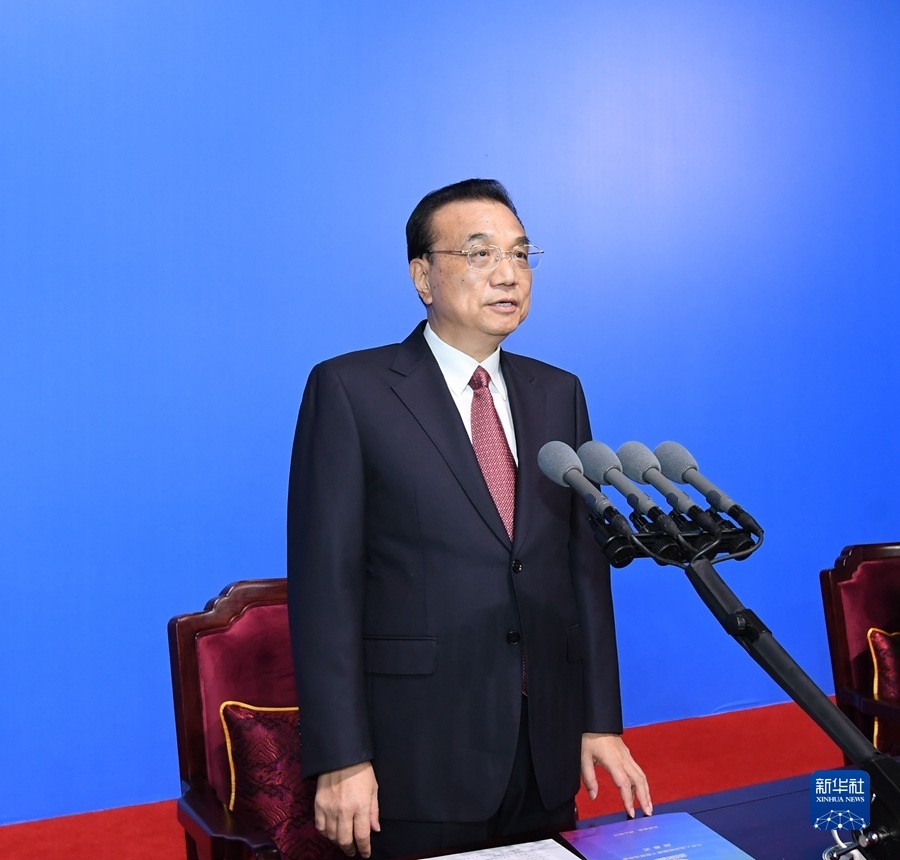 9月27日晚，中華人民共和國第十四屆運(yùn)動會在陜西西安閉幕。中共中央政治局常委、國務(wù)院總理李克強(qiáng)出席閉幕式并宣布運(yùn)動會閉幕。新華社記者 申宏 攝