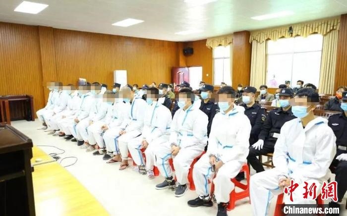 圖為庭審現(xiàn)場。　東蘭法院 攝