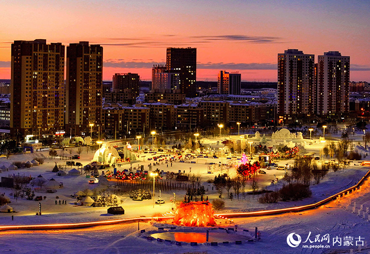 2024年12月20日拍攝的呼倫貝爾市城市越野滑雪公園景色（無人機(jī)照片）。王正攝