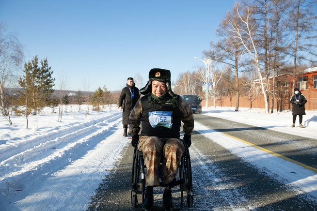 中共黨員、一等功榮立者王曙光不畏嚴(yán)寒，挑戰(zhàn)自我（王鵬）.jpg