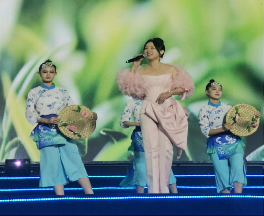 “如七而遇 相思烏?！边@場(chǎng)七夕主題音樂(lè)會(huì)甜出圈584.png