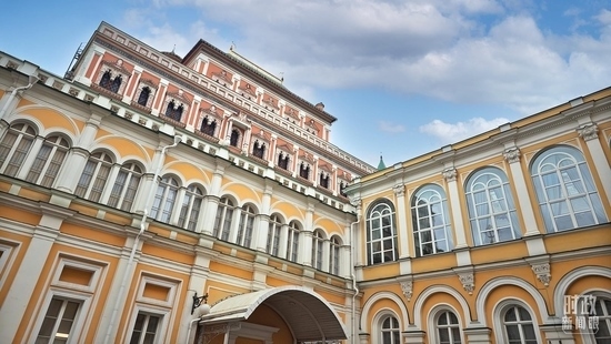  △當(dāng)?shù)貢r(shí)間3月21日，莫斯科，克里姆林宮。（總臺(tái)央廣記者潘毅拍攝）