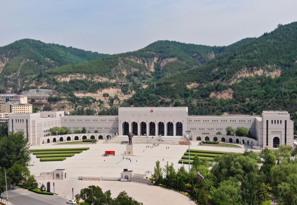 這是2023年6月27日拍攝的延安革命紀念館（無人機照片）。新華社記者 張博文 攝