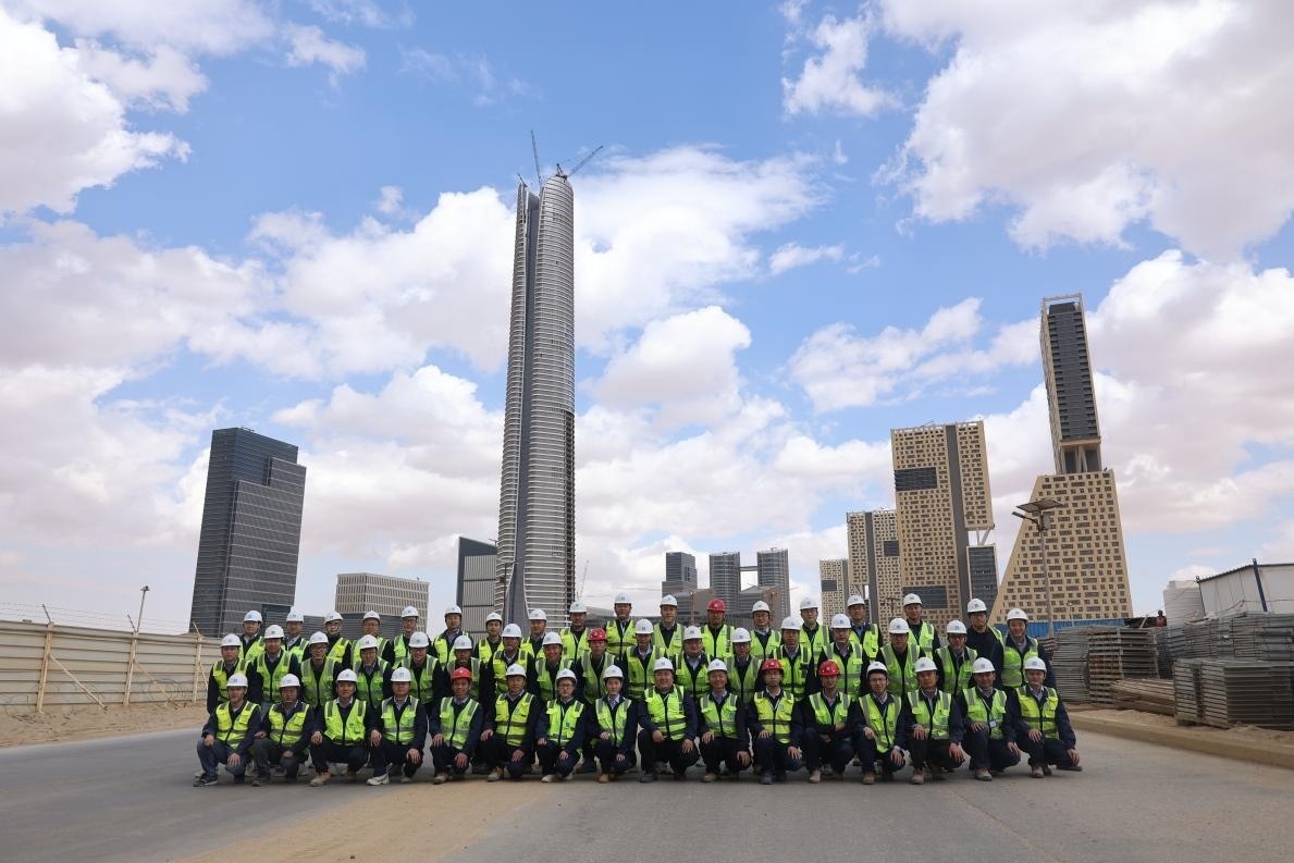 埃及新首都CBD標(biāo)志塔項(xiàng)目青年工程師團(tuán)隊(duì)。 受訪者供圖