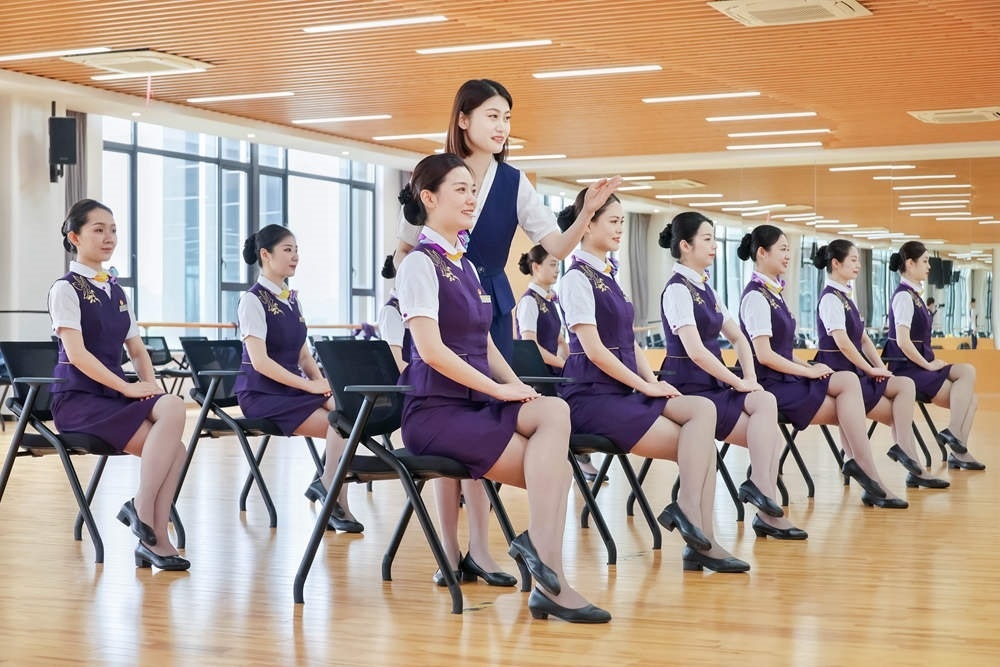 形象儀態(tài)塑造。