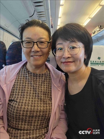 （呼群、寶力母女 受訪者供圖）