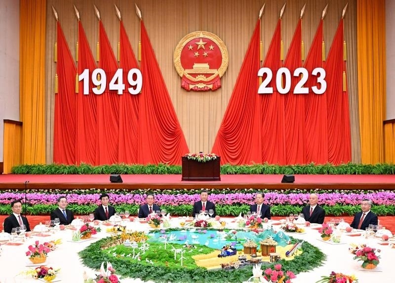 △2023年9月28日，慶祝中華人民共和國(guó)成立74周年招待會(huì)在北京人民大會(huì)堂舉行。