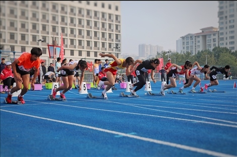 第59屆北京市中學(xué)生田徑運動會暨北京學(xué)生金奧運動隊田徑運動會。北京市教委供圖