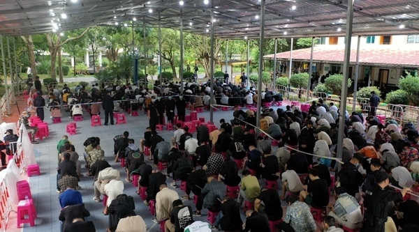 2349名電信網絡詐騙犯罪嫌疑人一次性移交我方。公安部供圖