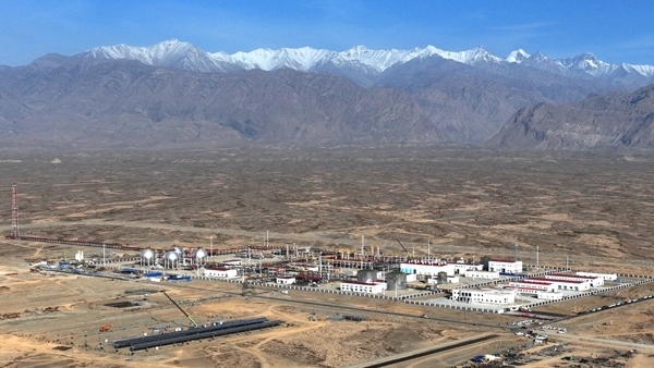 塔里木油田博孜天然氣處理廠。陳士兵 攝