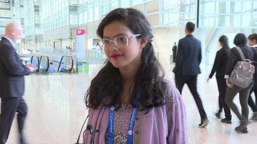 阿里法·沁在參加第三屆“一帶一路”國際合作高峰論壇民心相通專題論壇后接受記者采訪。