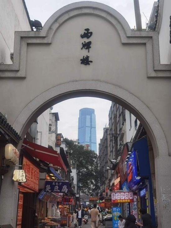 10月25日，太平老街街景。（本報(bào)記者 常雯宜攝）