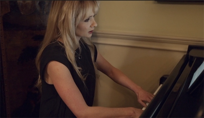 斯黛夫·康納演奏。潘耿攝