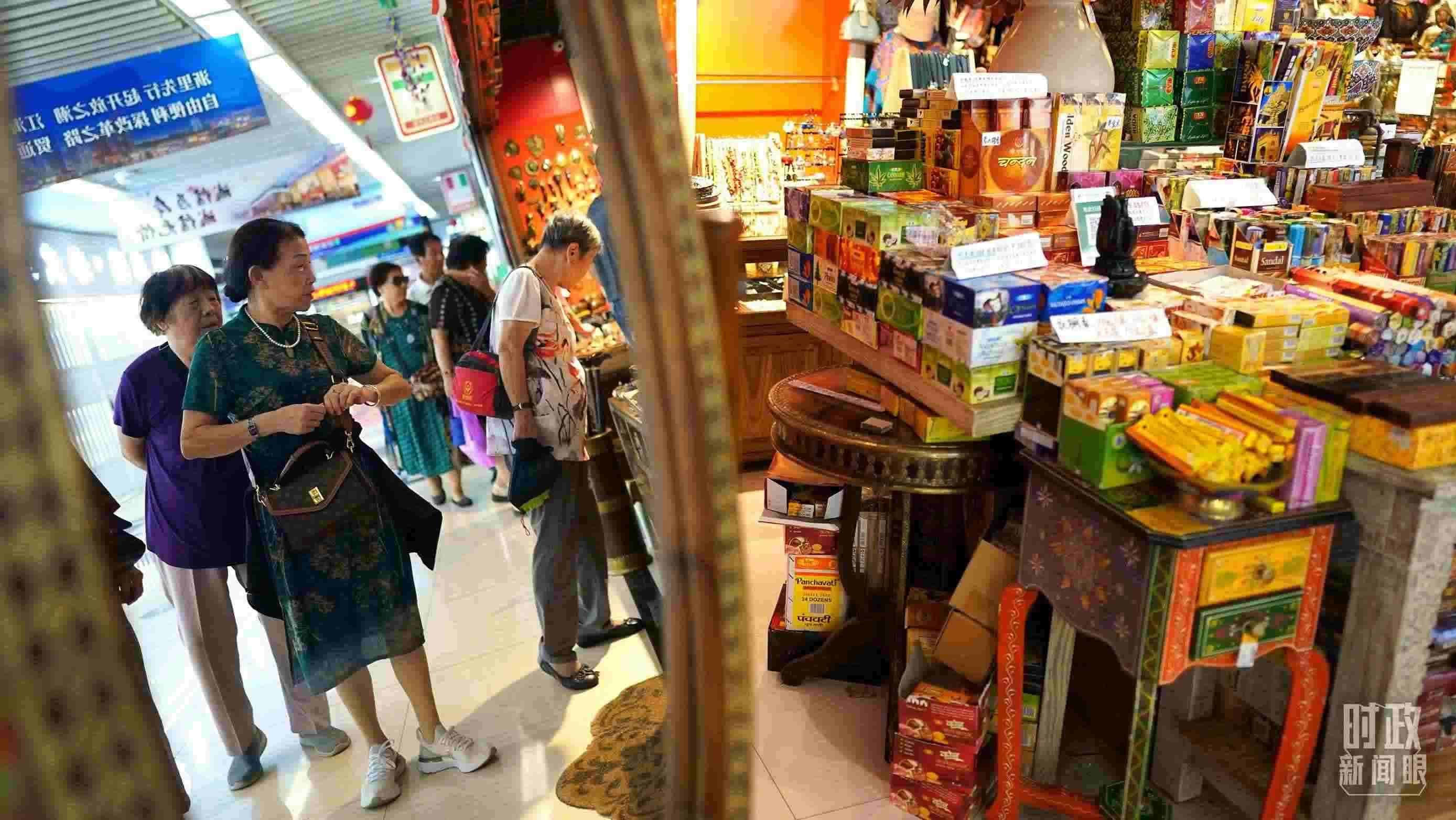 △浙江省金華市義烏國際商貿(mào)城。（總臺國廣記者李晉拍攝）