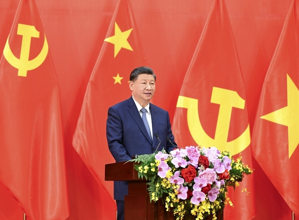 習近平總書記發(fā)表題為《賡續(xù)傳統(tǒng)友誼，開創(chuàng)中越命運共同體建設新征程》的重要講話。