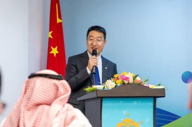 沙特智慧宮語言公司董事長馬永亮致辭。主辦方供圖