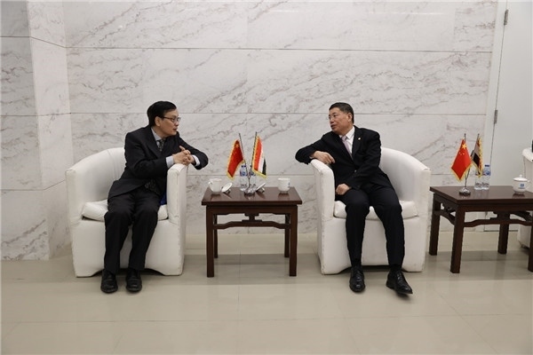 李永明同埃及趙劉慶公參會(huì)談交流。主辦方供圖