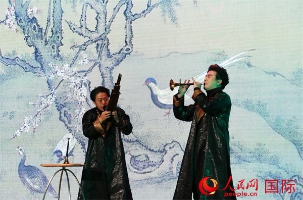 嗩吶表演《百鳥朝鳳》。人民網(wǎng) 許可攝