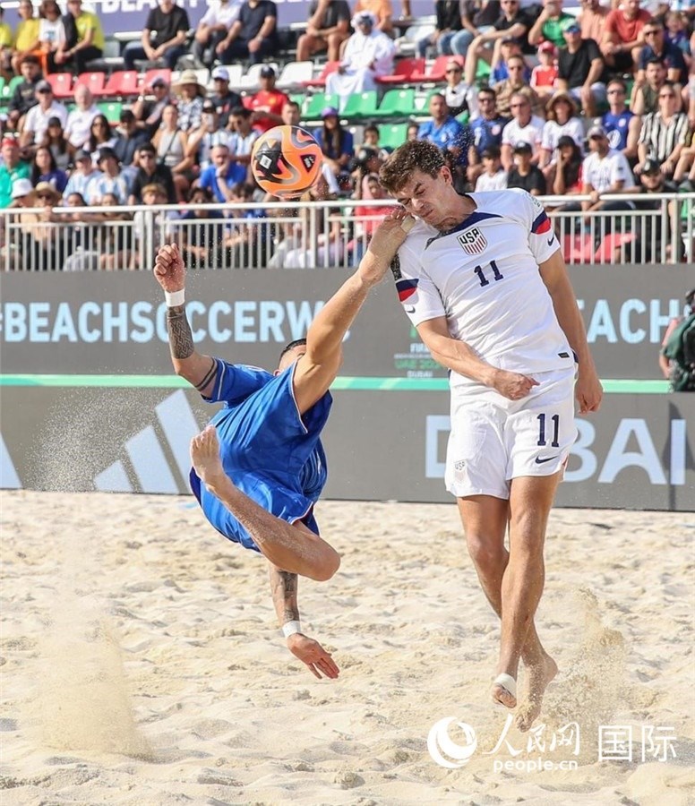 2月15日，意大利隊(duì)對(duì)陣美國(guó)隊(duì)。人民網(wǎng)塔里克·易卜拉欣攝