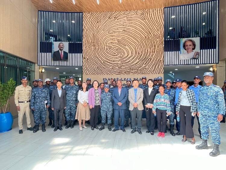 圖為埃塞俄比亞聯(lián)邦警察中文培訓班開班儀式現(xiàn)場。亞的斯亞貝巴大學孔子學院供圖