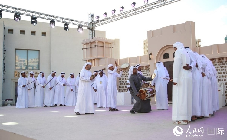 阿拉伯歌舞表演。人民網(wǎng) 塔里克·易卜拉欣攝