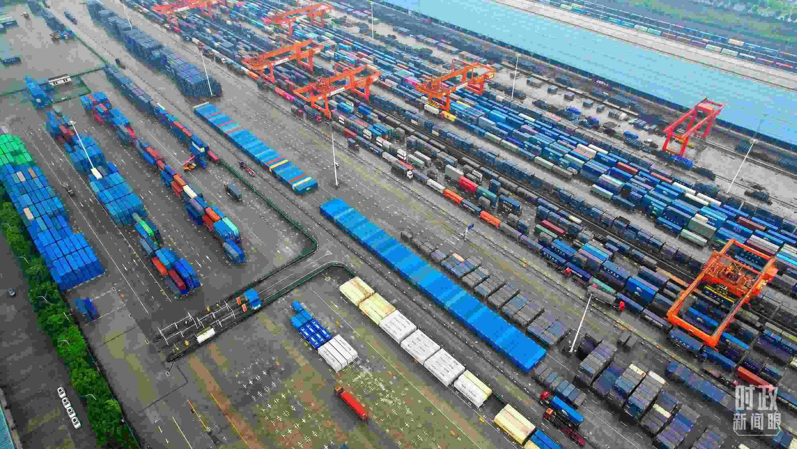 △重慶國(guó)際物流樞紐園區(qū)。（總臺(tái)央視記者范凱拍攝）