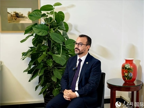 巴西文化部副部長(zhǎng)卡西修斯·羅薩接受人民網(wǎng)專訪。人民網(wǎng)記者 符園園攝