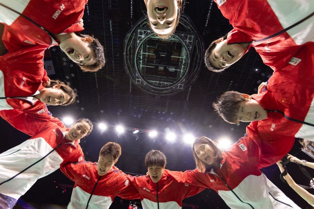 5月5日，中國隊在賽前互相鼓勵。新華社記者 江宏景 攝