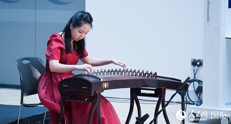 中英/北愛教育合作論壇現(xiàn)場(chǎng)。