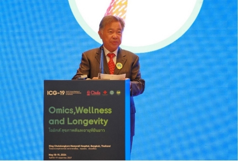 朱拉隆功大學(xué)醫(yī)學(xué)院副院長沃拉蘇克·肖特勒蘇克發(fā)表主旨演講。主辦方供圖