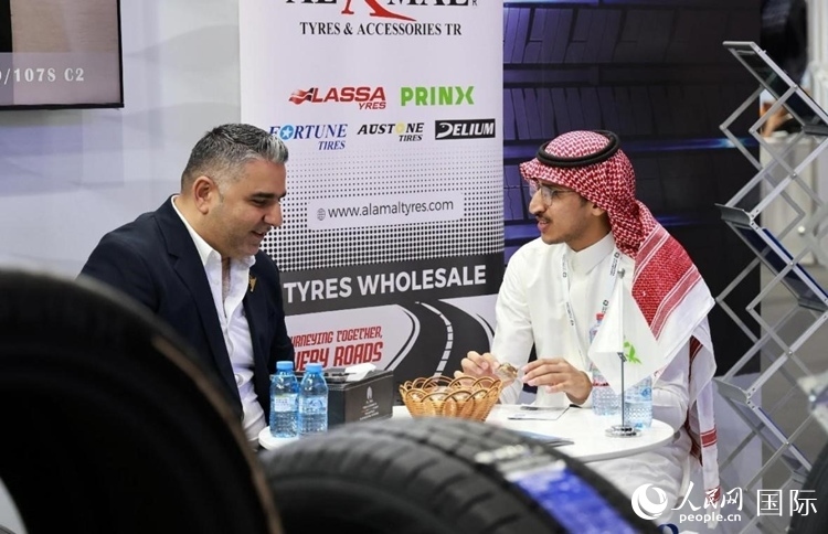 展會(huì)一景。人民網(wǎng)記者 管克江攝