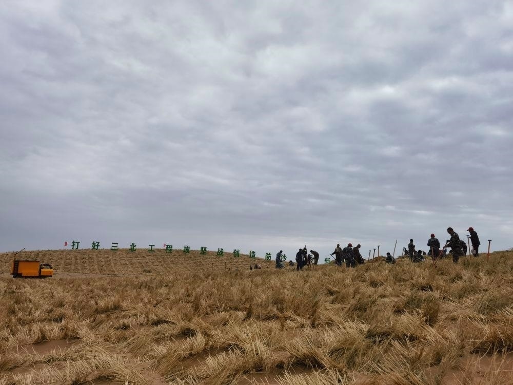 △2023年9月23日，河西走廊—塔克拉瑪干沙漠邊緣阻擊戰(zhàn)在甘肅武威市民勤縣正式啟動。