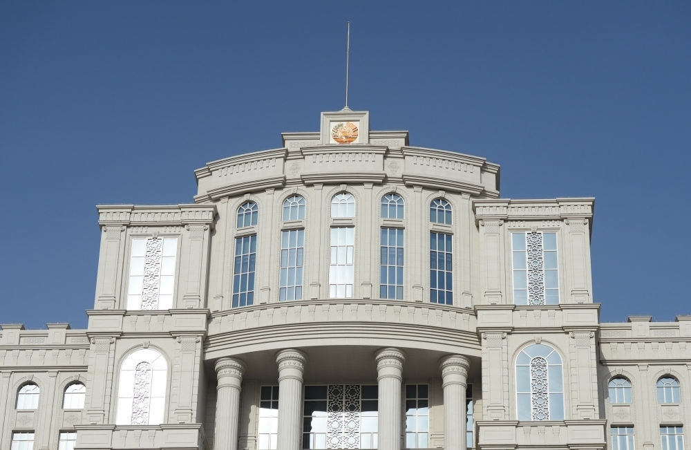 這是在杜尚別拍攝的塔吉克斯坦政府大樓。