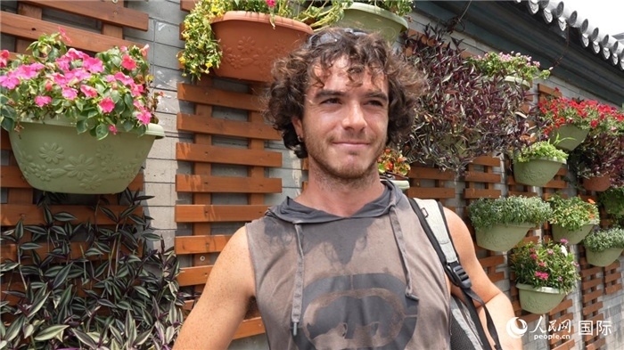 圖為意大利籍游客盧卡·拉·萬科（Luca La Vanco）。人民網(wǎng)記者 吳超嵐攝