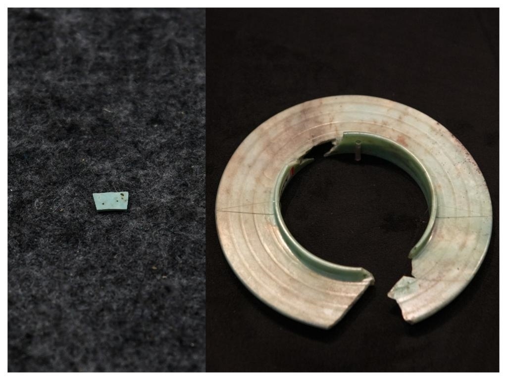 拼版照片：左圖為2024年7月10日拍攝的三星堆遺址出土的綠松石片（新華社記者王曦 攝），右圖為2024年7月21日在三星堆博物館文物保護(hù)與修復(fù)館拍攝的有領(lǐng)玉璧（新華社記者唐文豪 攝）。