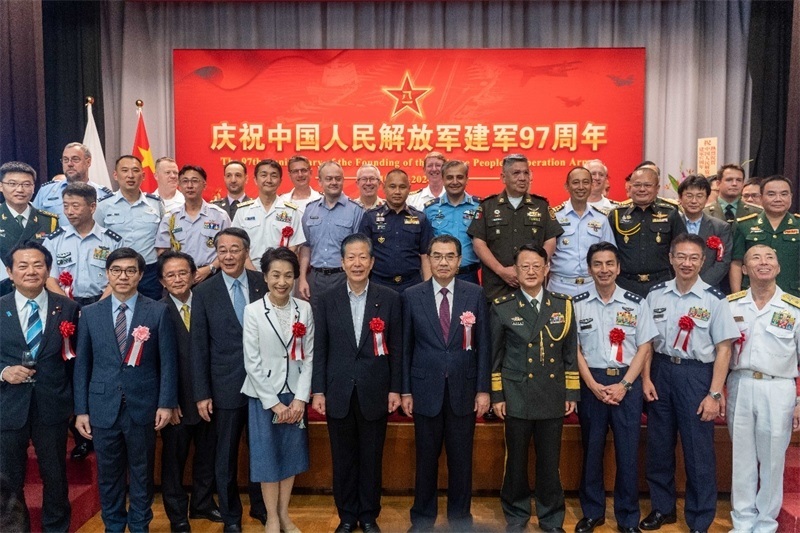 到場(chǎng)嘉賓合影。中國(guó)駐日本大使館供圖