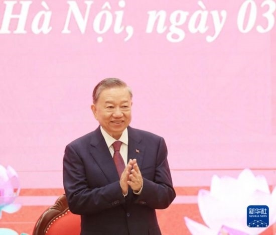 8月3日，在越南河內(nèi)，蘇林出席新聞發(fā)布會(huì)。新華社/越通社