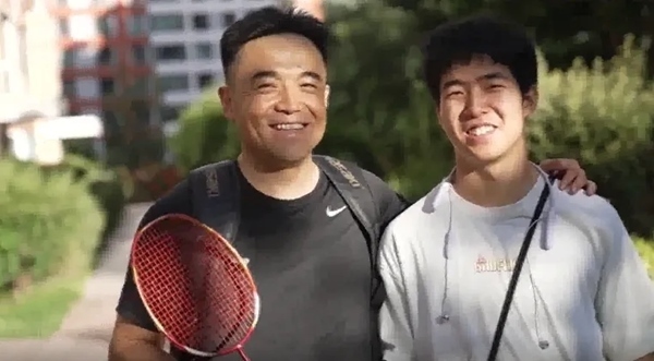 劉建波、劉傲寒父子。北航供圖