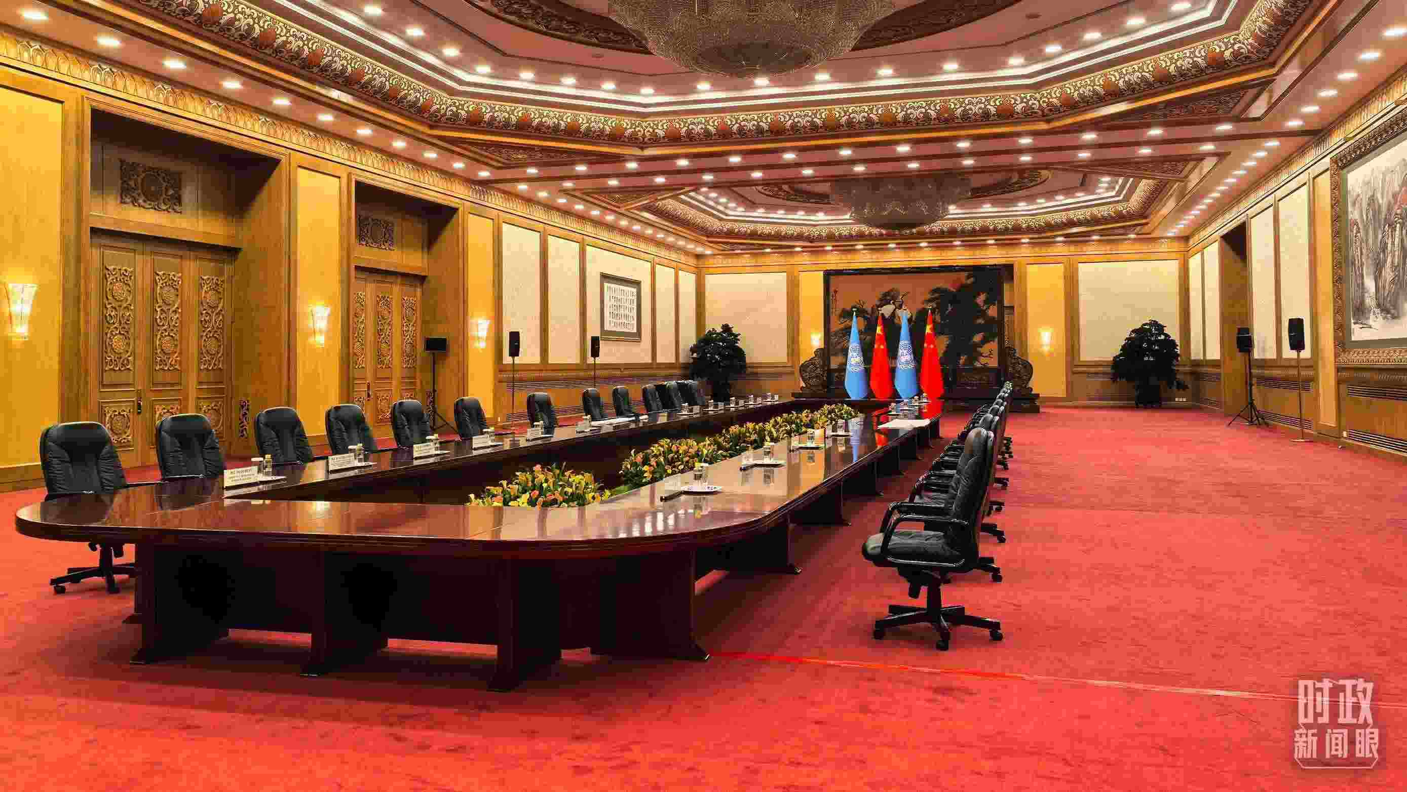  △同聯(lián)合國秘書長古特雷斯的會見會場，這是開始前的場景。（總臺央視記者劉瑞琳拍攝）