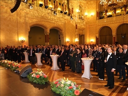 招待會(huì)現(xiàn)場(chǎng)。中國(guó)駐匈牙利大使館供圖