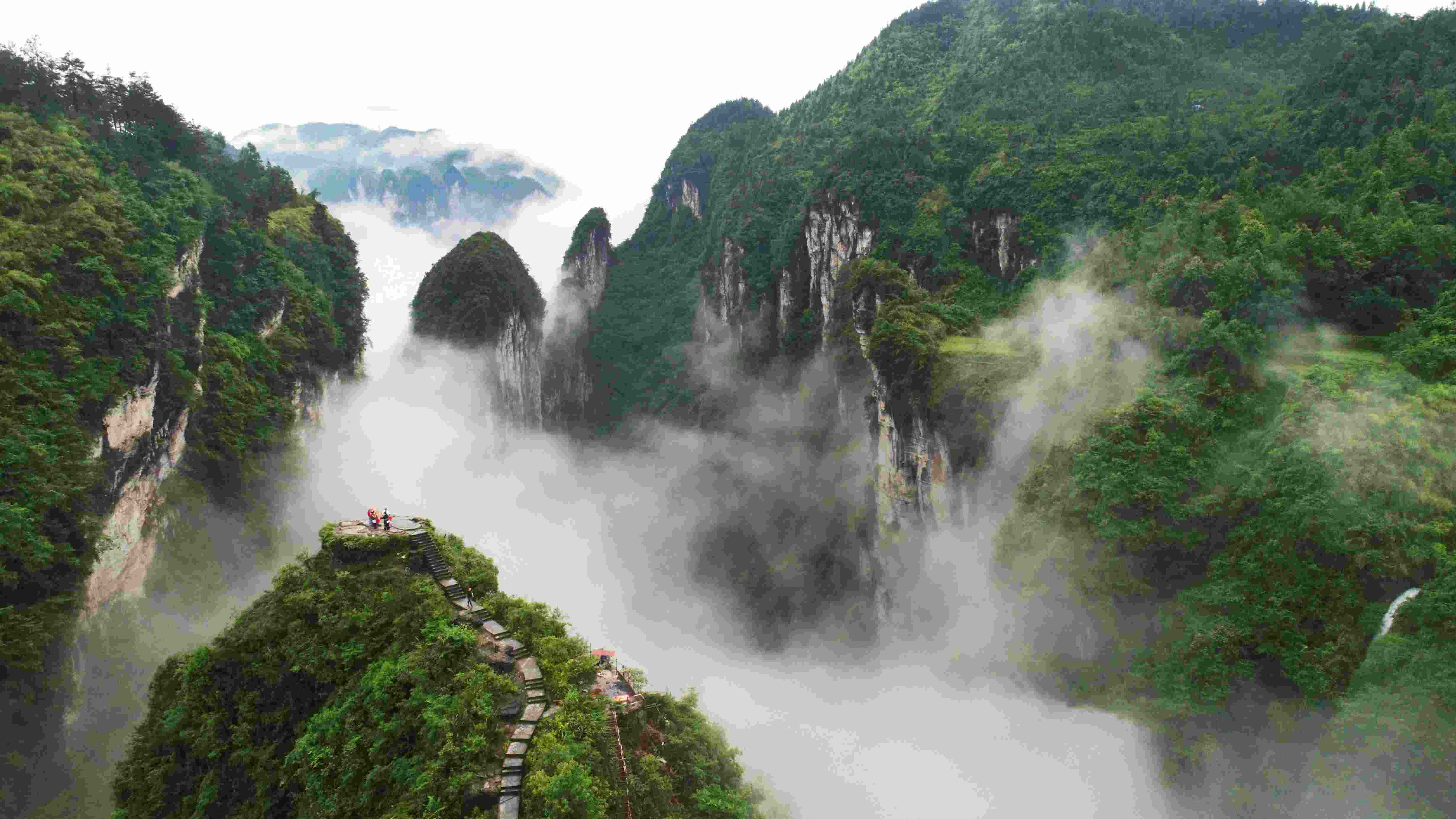 湖南矮寨國家森林公園。受訪者供圖