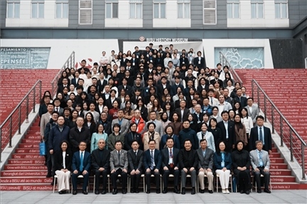 與會人員集體合影。主辦方供圖