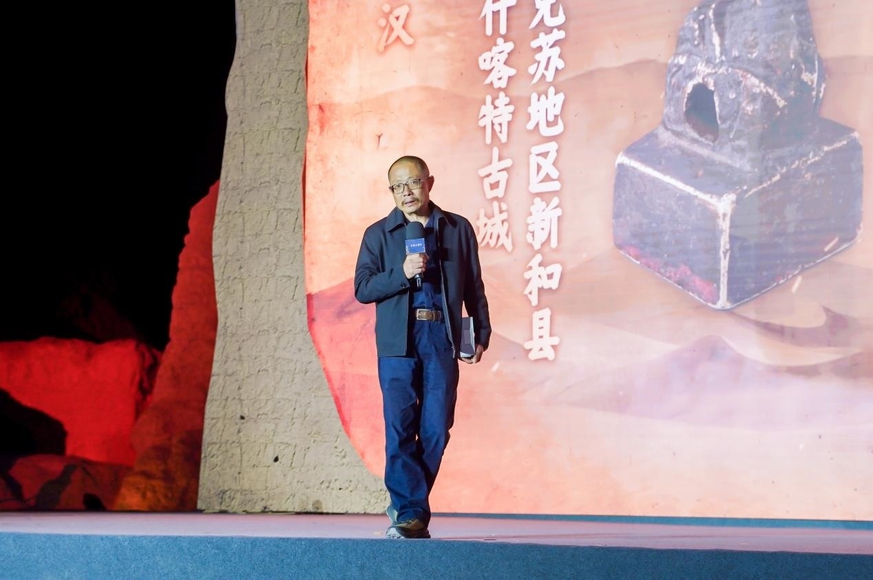 陳凌在“何以中國·五星出東方”網(wǎng)絡主題宣傳活動現(xiàn)場演講。人民視頻供圖