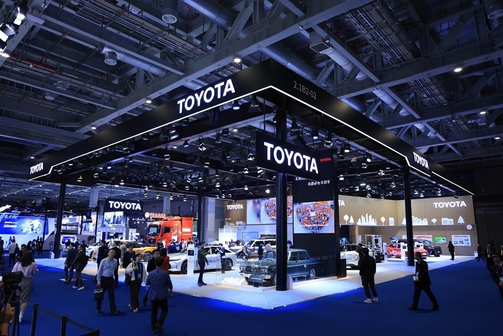 第七屆進(jìn)博會(huì)豐田展臺。人民網(wǎng)記者 車柯蒙攝