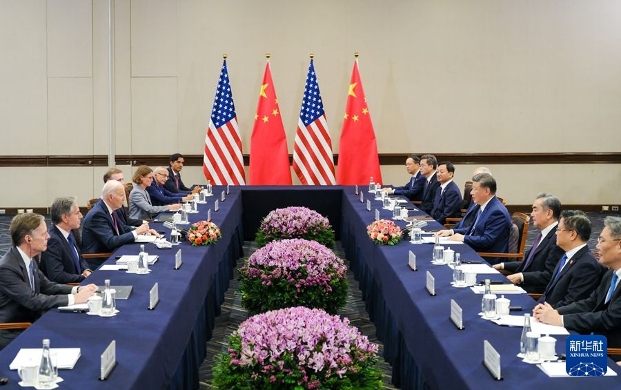 當?shù)貢r間11月16日下午，國家主席習近平在利馬同美國總統(tǒng)拜登舉行會晤。新華社記者 丁林 攝