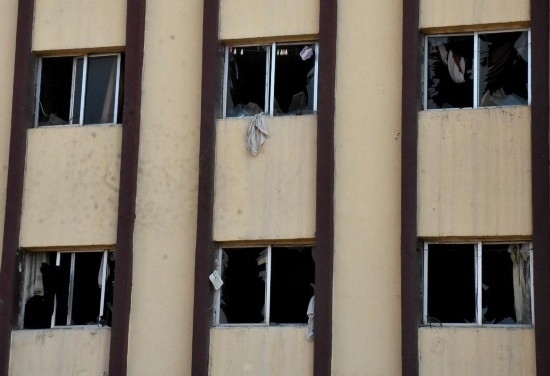 這是11月29日在敘利亞阿勒頗拍攝的一處遭襲建筑。新華社發(fā)