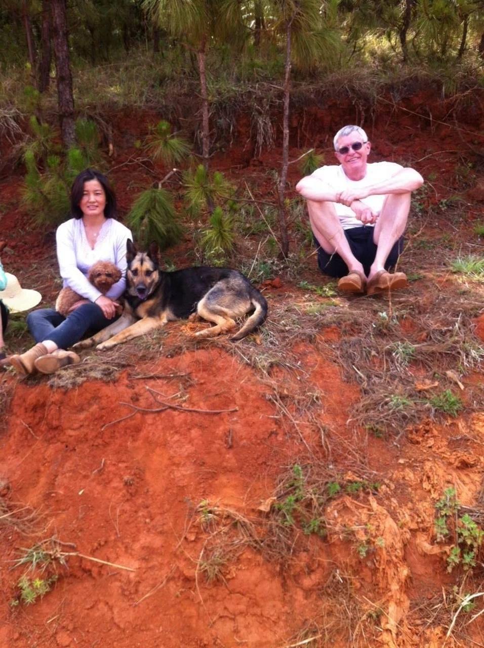 奈斯和妻子在云南東川打造了一個名叫“卡比杉”的農(nóng)場。