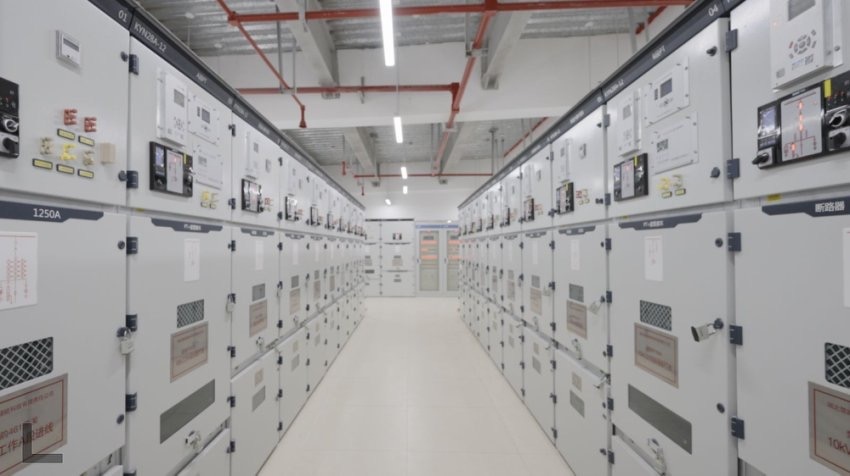 300兆瓦壓氣儲能示范工程高壓配電室。受訪者供圖